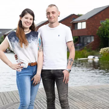 Magazijnmedewerkers Laura en Daniel vinden werk en geluk in Nederland